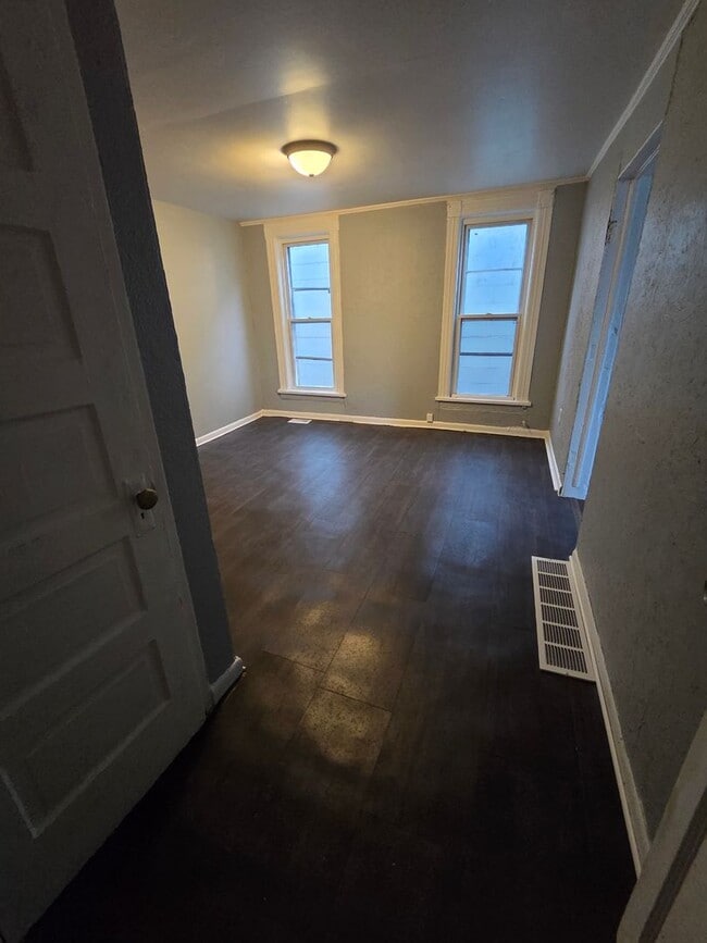 Photo - Lower 2 bedroom unit east side