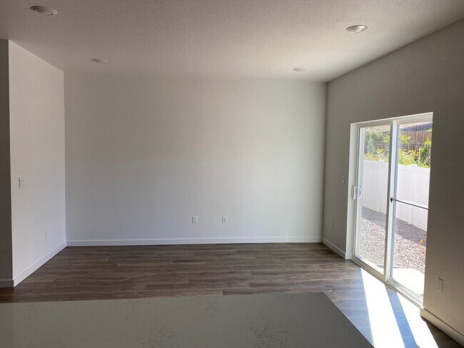 Photo - 3638 Glenna Pl