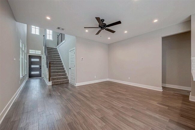 Photo - 16531 Oasis Mdw Ln