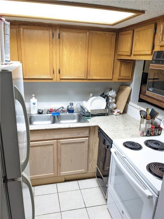 Photo - 3506 Speedway Unit 104