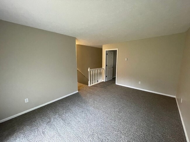 Photo - Three bedroom one bathroom townhouse for rent