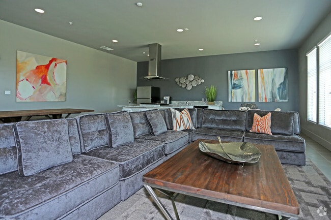 Casa club - Anton Arcade Apartments