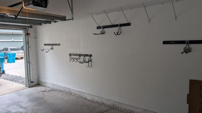 Photo - Two Bedrooms with floor plan at the same l...