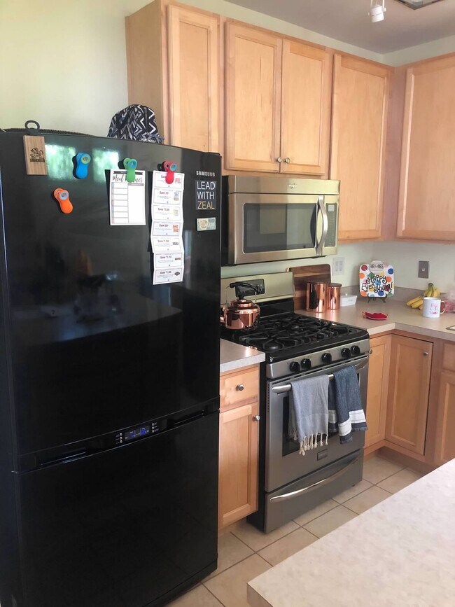 Photo - 5105 E North St