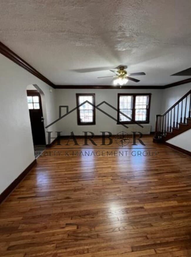 Photo - 1st Avenue SW Duplex Unit 907