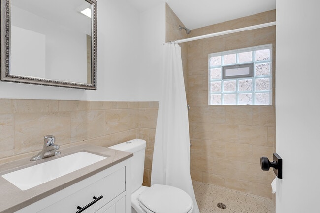 Photo - 6420 Spaulding Ave