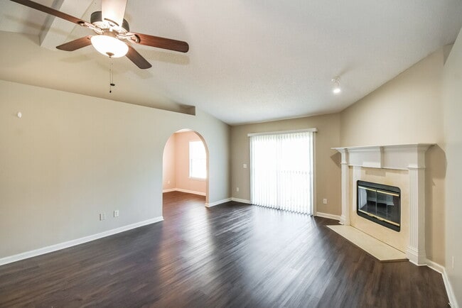 Photo - 8217 Glasgow Ct