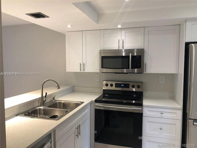 Photo - 905 Southridge Rd Condo Unit 104A