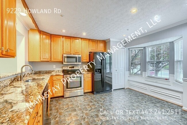 Photo - 9229 Howland Rd