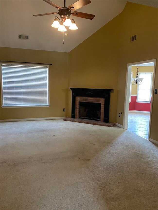 9730 Lakeland Hills Cove