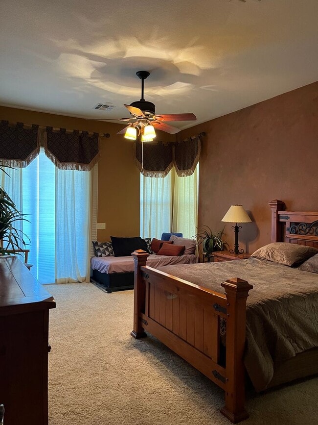 Photo - WINTER VACATION RENTAL-2 bedroom/2 bath