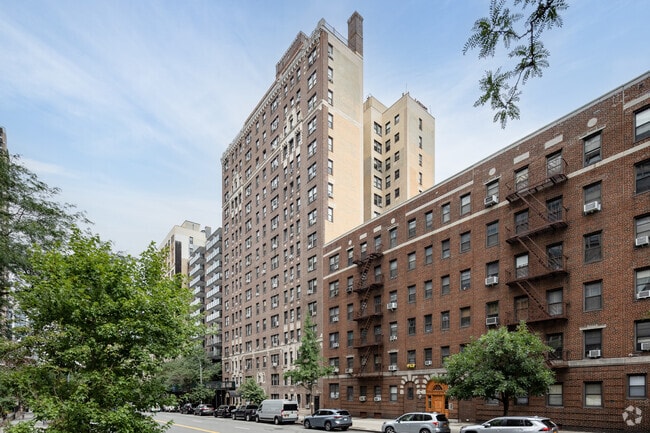 Photo - 127-131 W 96th St