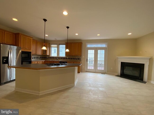 Photo - 8829 Blue Royale Ln