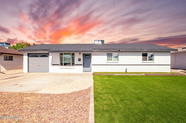 Building Photo - 4628 E Monte Vista Rd