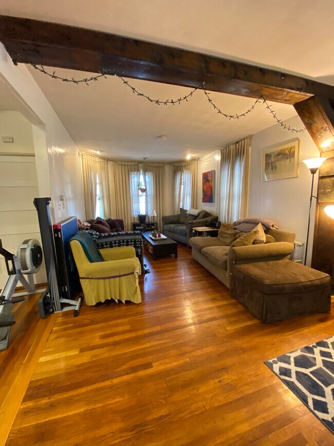 Photo - 333 Alewife Brook Pky Unidad 1