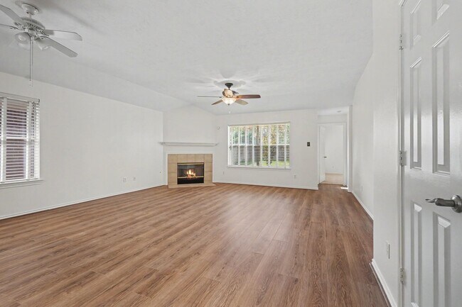 Photo - 15403 Court Green Trail