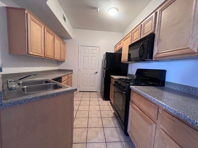 Photo - MOVE IN TODAY! 2 bed 2 bath condo close to Aliante Casino