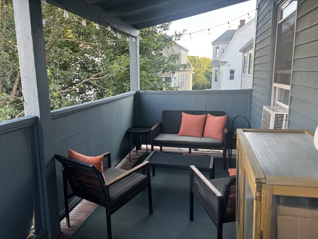 Photo - 7 Bond St Unit 2