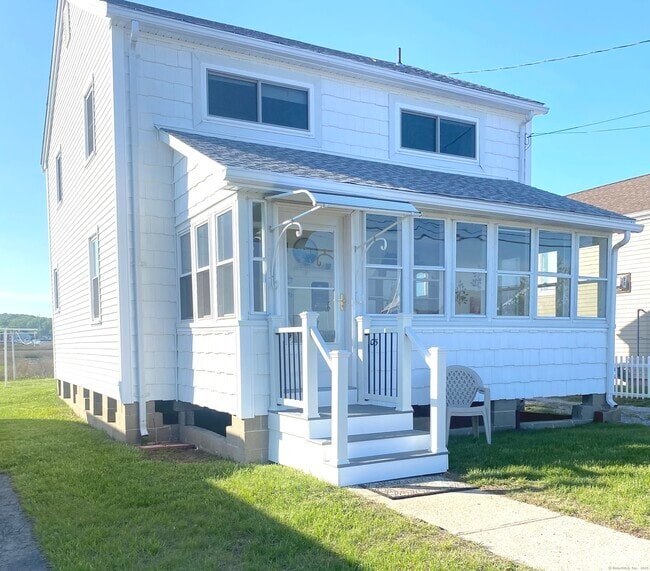 Building Photo - 405 Seaside Ave Rental
