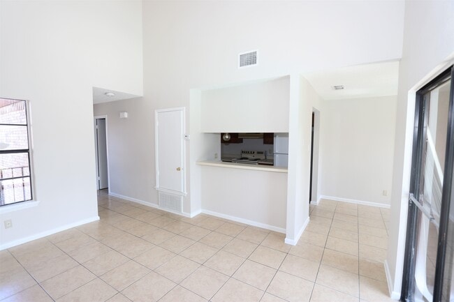 Photo - 100 Hillside Rd Unit 217