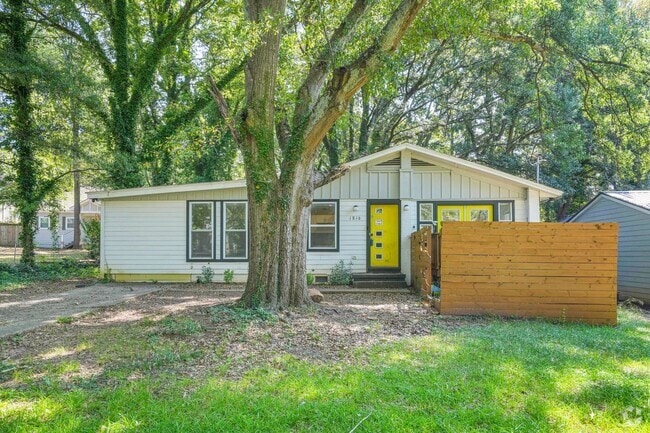 Building Photo - 1816 Evans Dr SW Rental