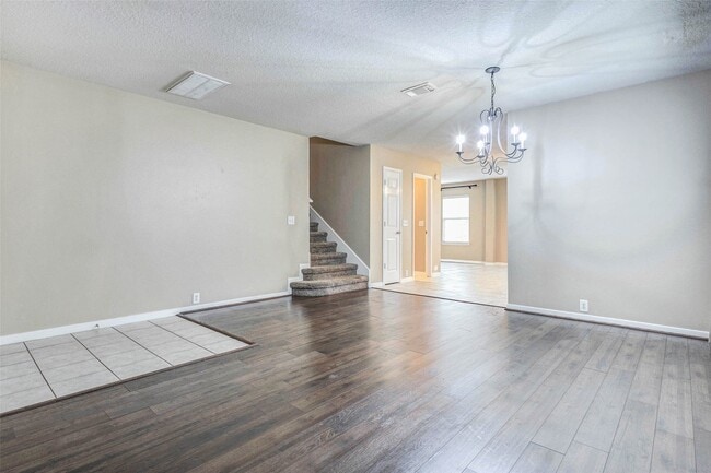 Photo - 18327 Atasca Wds Trce