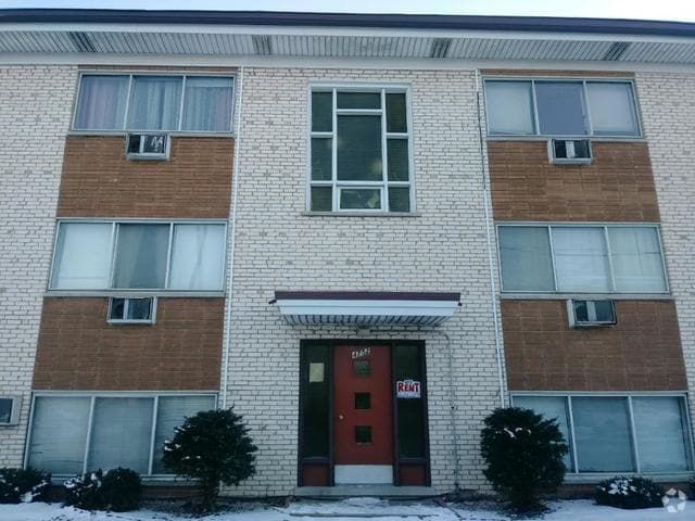 Building Photo - 4752 N Olcott Ave Unit 1C Rental