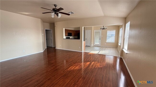 Photo - 2006 Griffin Dr