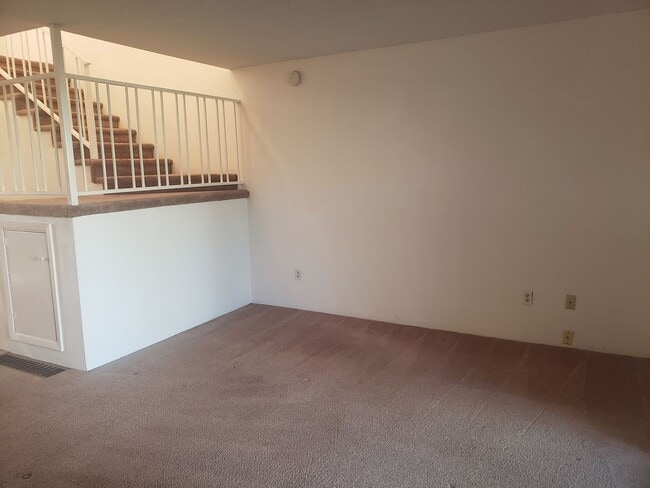 Photo - Charming Townhouse! Water Sewer and Garbage Included!