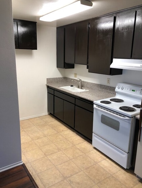 Building Photo - 8724 Etiwanda Ave Rental