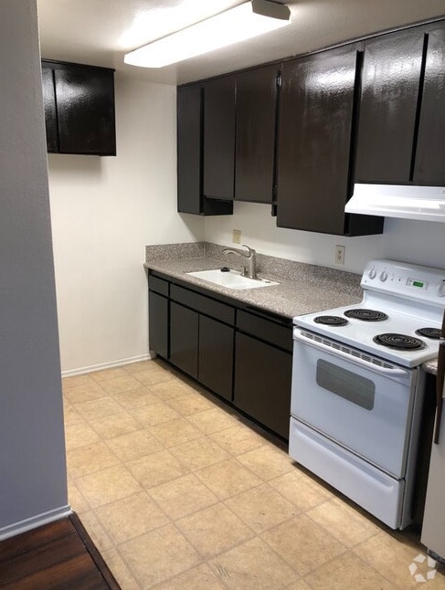 Building Photo - 8724 Etiwanda Ave Rental