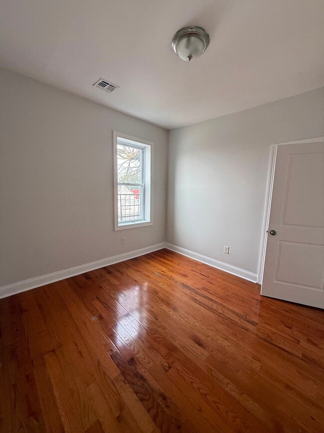 Photo - 162 Bergen Ave