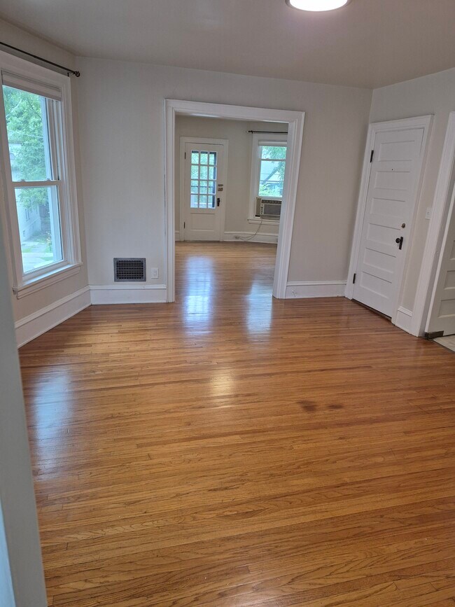 Photo - 1047 E Gorham St Unit First Floor