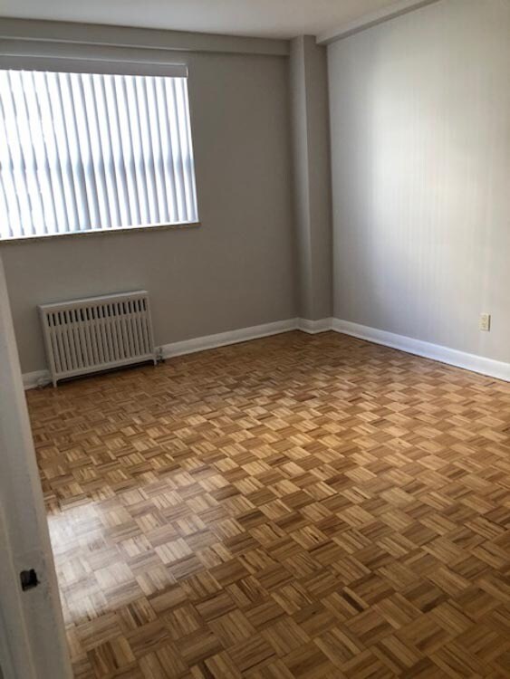 Building Photo - La Salle Towers Unit 00706