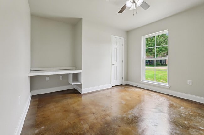 Photo - 7332 Cherrydale Dr