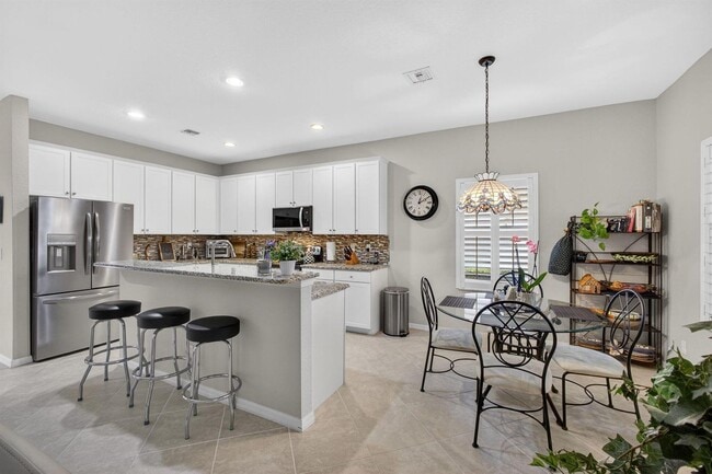 Photo - 127 Rudder Cay Way