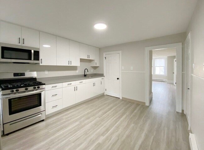 Photo - 124 Trenton St Unit 3