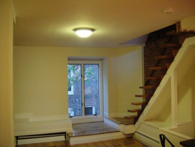 Photo - 3 bed 2 bath HOME for rent in South End - ...