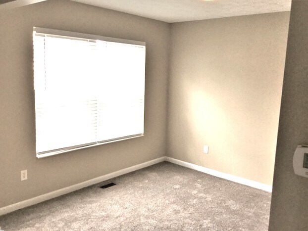 Photo - 135 Easton Manor Dr Casa