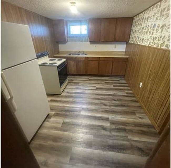 Photo - 4 Bed 2 Bath Split Level Home