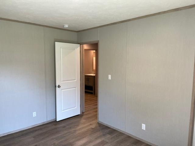 Photo - 621 Kevin St