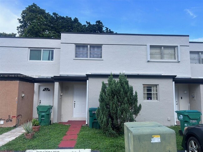Building Photo - 8014 SW 151st Ct Rental