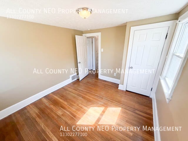 Photo - 321 Grace Ave