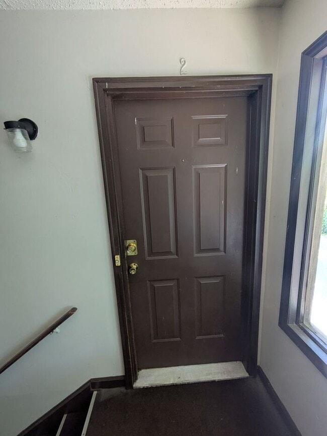 1BD/1BA Unit at Westmont Apartments in Hickory