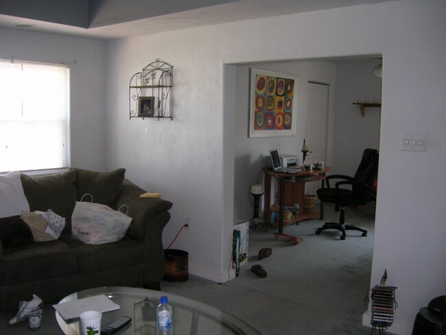 Photo - 320 W Sycamore St Unit 3