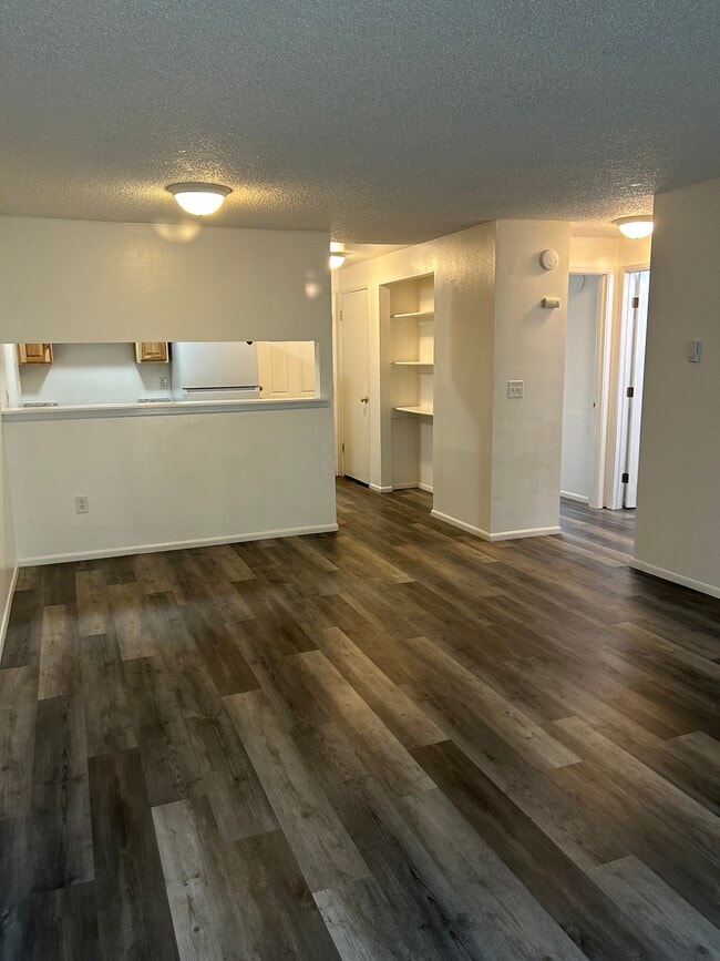Photo - 3023 N Hogan St Unidad C
