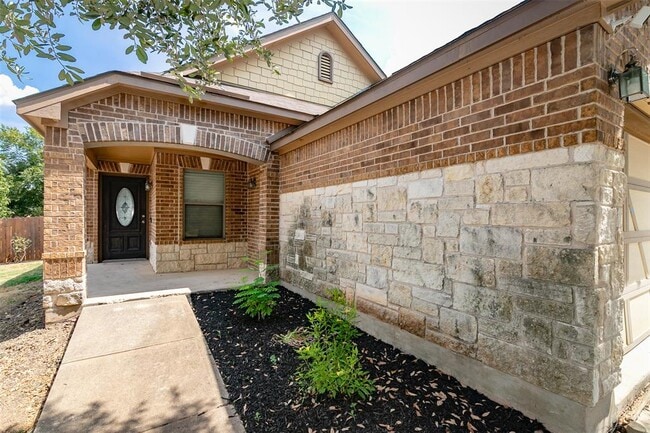 8801 Edmundsbury Dr