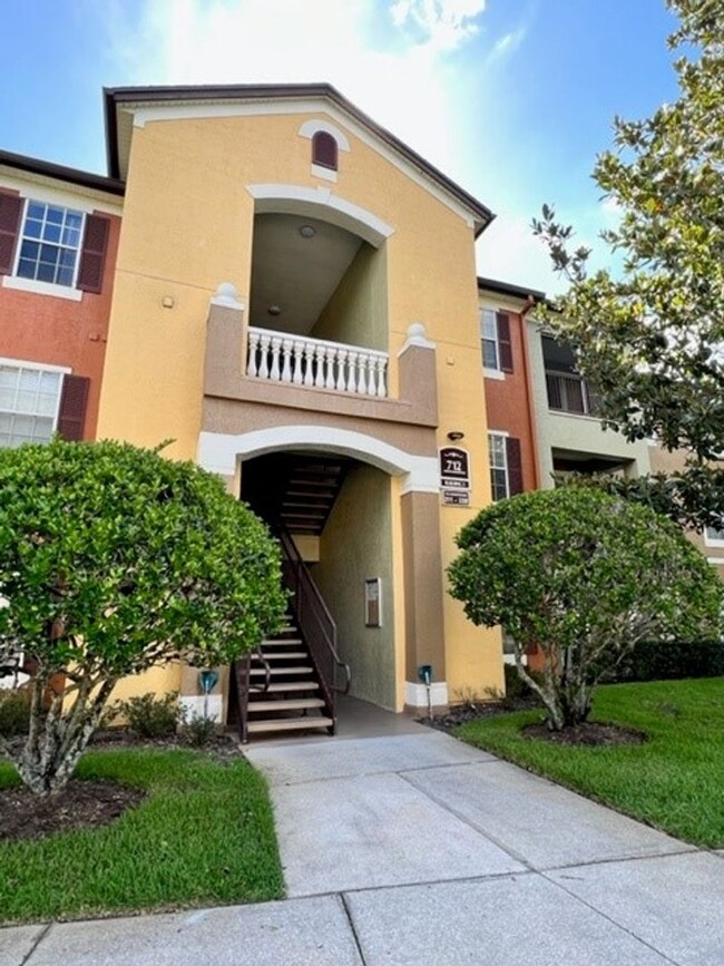 2/2, 3rd floor condo in Waterford Lakes! - 2/2, 3rd floor condo in Waterford Lakes!