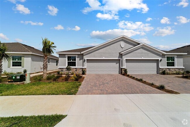 Building Photo - 5249 NW 43rd Ln Rd Rental
