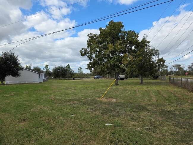 Photo - 17011 Park St